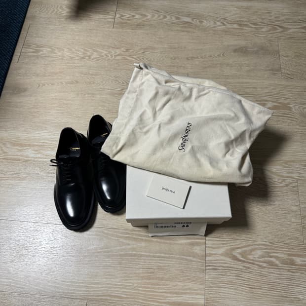 생로랑 아미 더비 40.5사이즈(255-260)