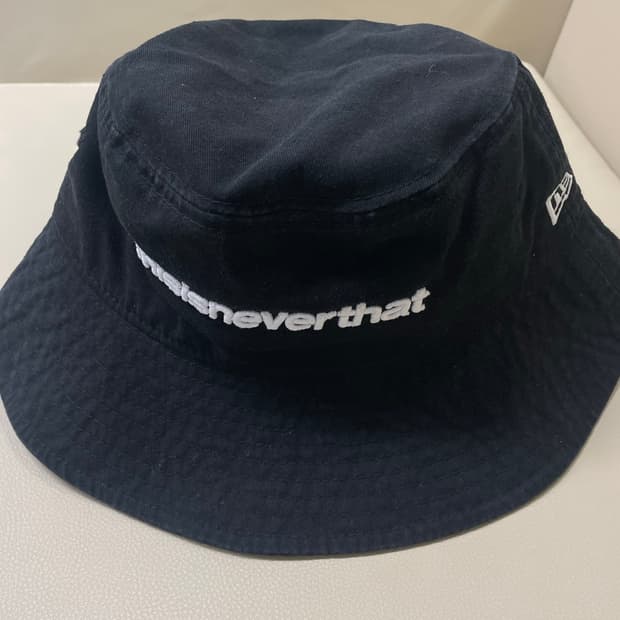 뉴에라 디스이즈네버댓 버킷햇