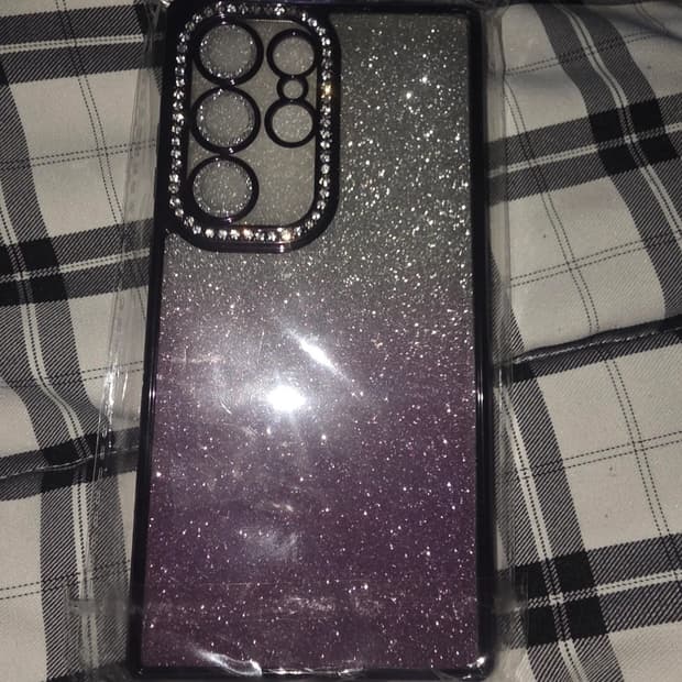 갤럭시 S24 울트라 반짝이 케이스 (새제품)