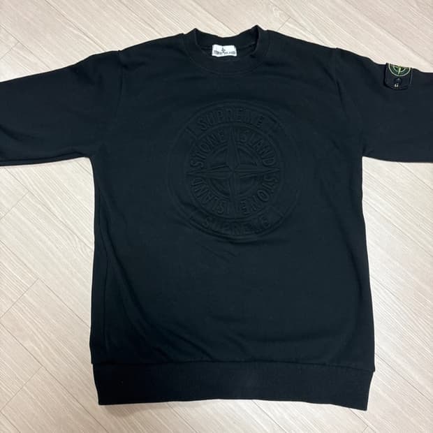 스톤아일랜드x슈프림 맨투맨