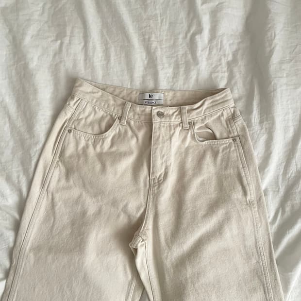 LE 아이보리 데님 팬츠