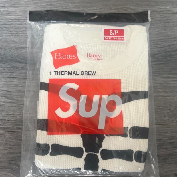 슈프림 헤인즈 본즈 써멀 크루 내츄럴 새상품