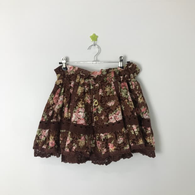 'LIZ LISA' Rose All-over Lace Mini Skirt