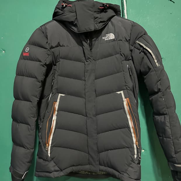 노스페이스 써밋시리즈 경량패딩 85