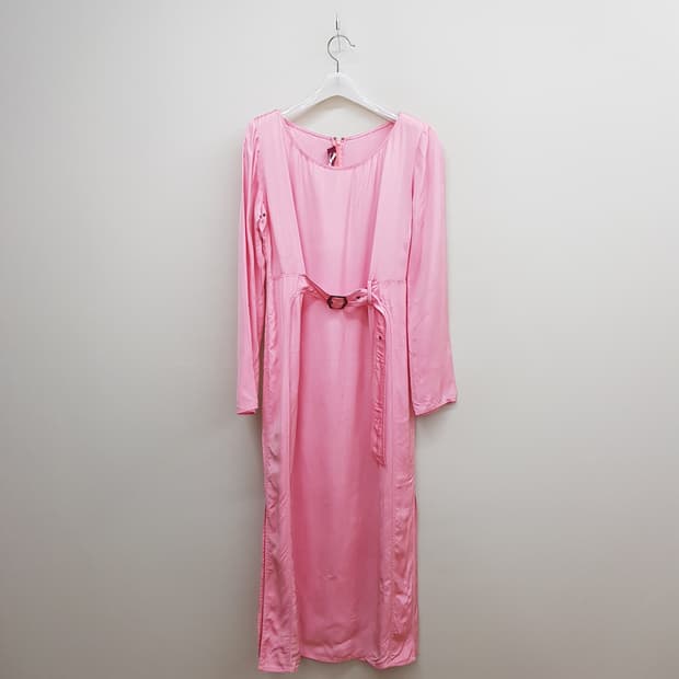 시스마잔 벨티드 롱원피스 4사이즈 (택달린 새제품)