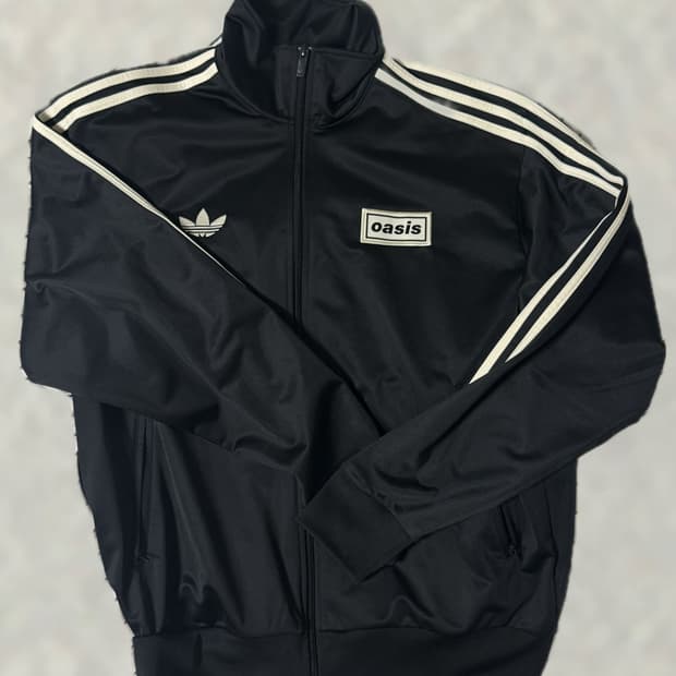 오아시스 아디다스 트랙탑 M Uk