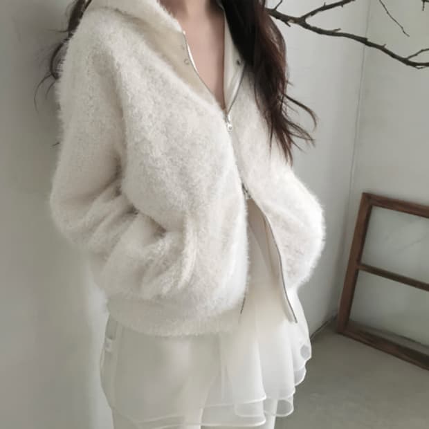 클라따 스노우 퍼 집업 아이보리 새상품