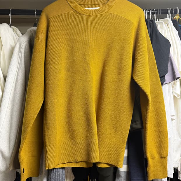 스튜디오 니콜슨 니트