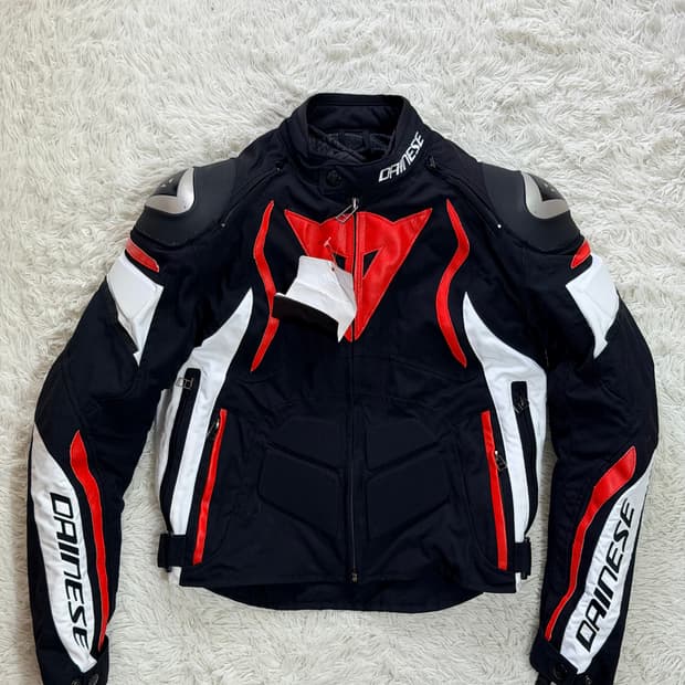 다이네즈(Dainese) 레이싱 타입 오토바이 섬유 재킷 