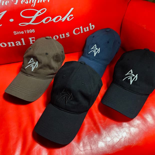 (미사용)스트레인지 빌런 25fw 인플 볼캡 Free