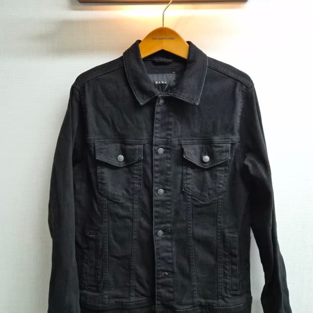 L) ZARA 자라 블랙 데님 자켓 팝니다