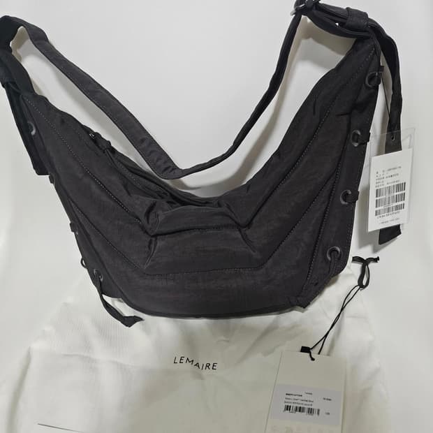 르메르 소프트 게임백 스몰 블랙