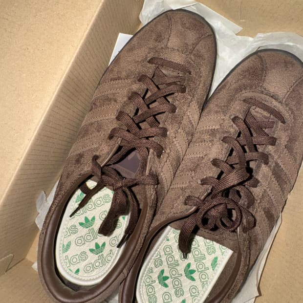 아디다스 토바코 다크 브라운