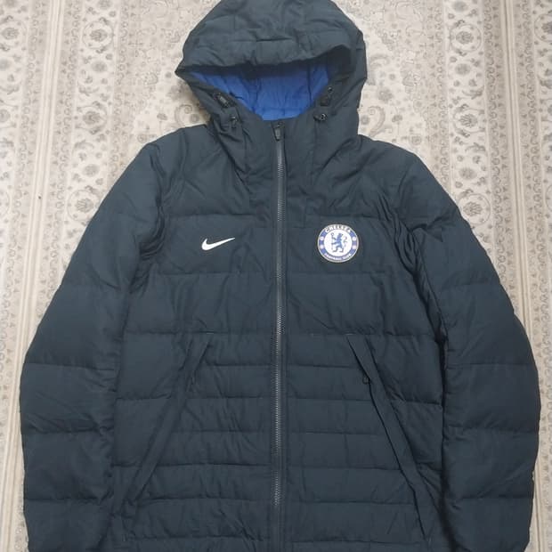 나이키 첼시 경량 패딩 M