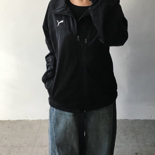 퓨마 로고 바람막이