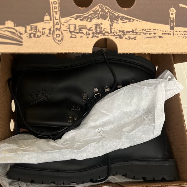 대너 마운틴 라이트 블랙 195