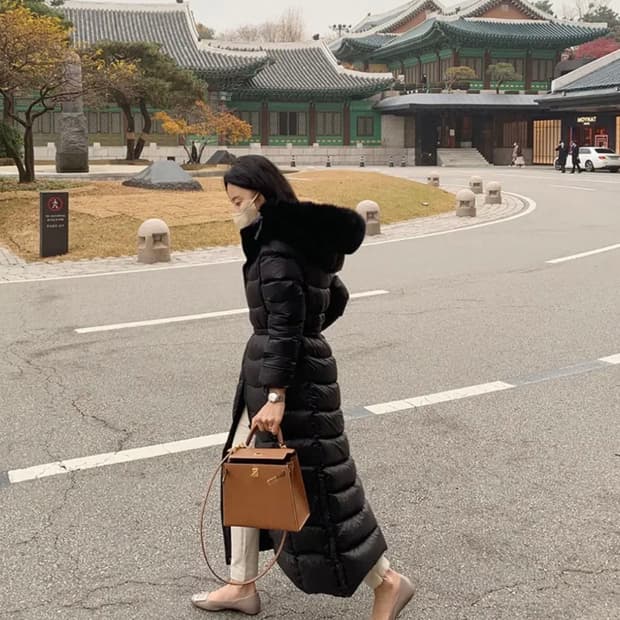 어라운드율 사가폭스퍼 패딩(23년도)