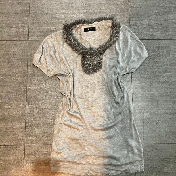 일본빈티지 At 핀터깔y2k 하구미모리걸 퍼디테일 니트스웨터