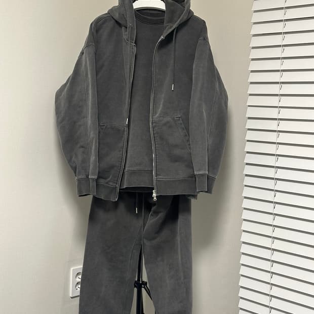 [택포] SOVERMENT 워싱 후드집업 + 맨투맨 + 조거팬츠 세트 X
