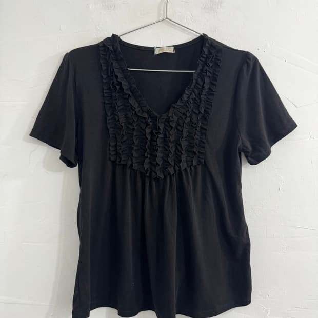 frill detail top