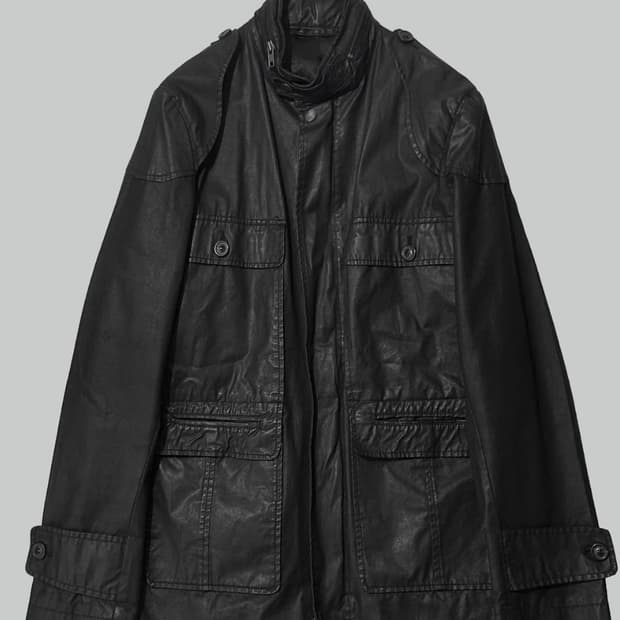 마르지엘라 밀리터리 코팅자켓 구해요 ㅠㅠ