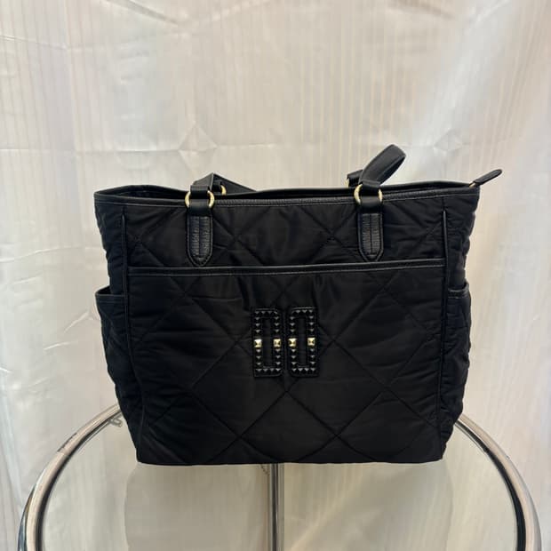  닥스 나일론 퀄팅 숄더백