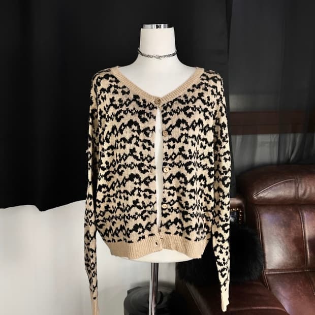 레오파드 가디건
