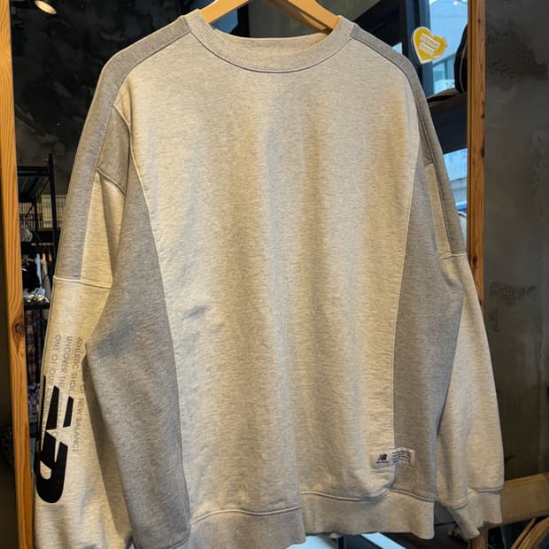 뉴발란스 그레이 맨투맨 XL