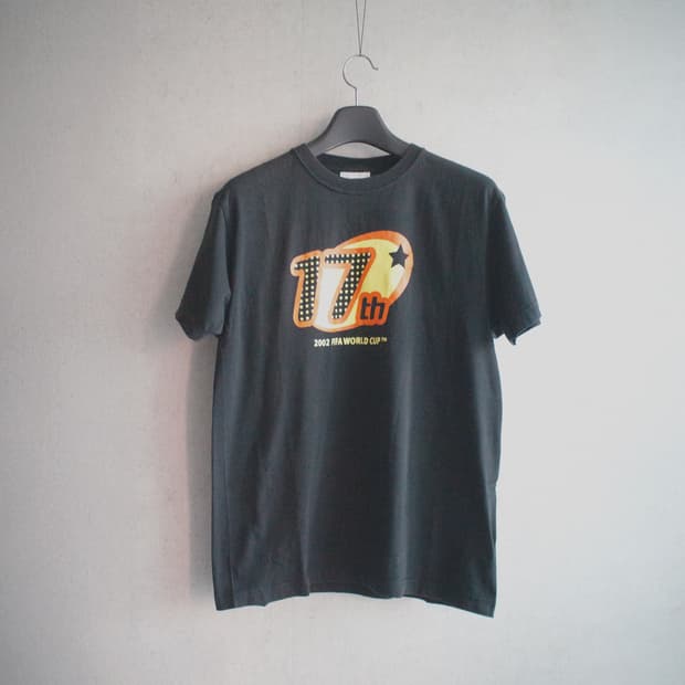 • [2002 FIFA WORLD CUP TEE]