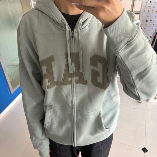RELAX LOGO ZIPUP HOODIE 릴랙스 로고 지퍼 후드티