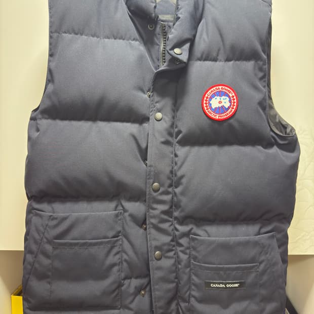 캐나다구스 프리스타일 패딩조끼 m