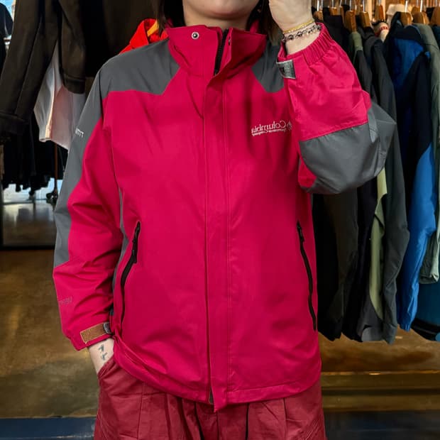 콜럼비아 티타늄 배색 자켓