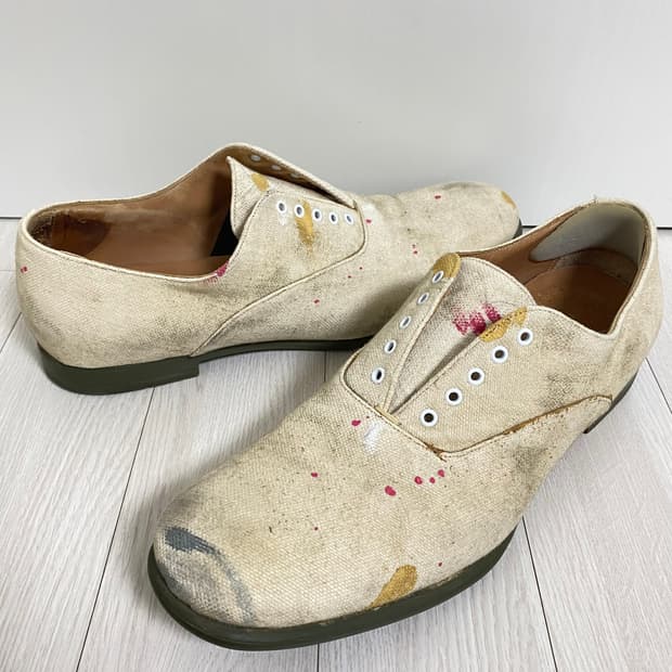 YVES SAINT LAURENT PAINTING SHOE
