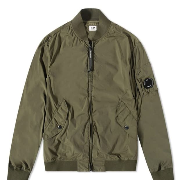 CP COMPANY 나이크라 -R 봄버 자켓(52사이즈)