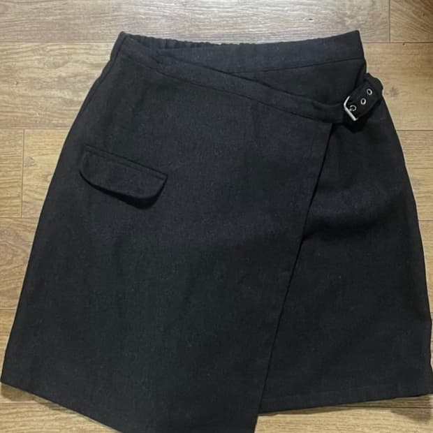 브라운 랩 스커트