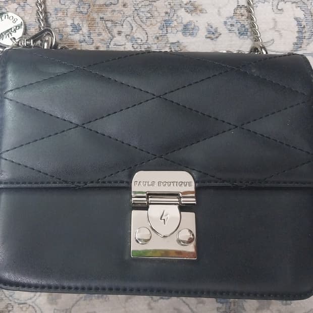 폴스부띠끄 블랙 체인 크로스백