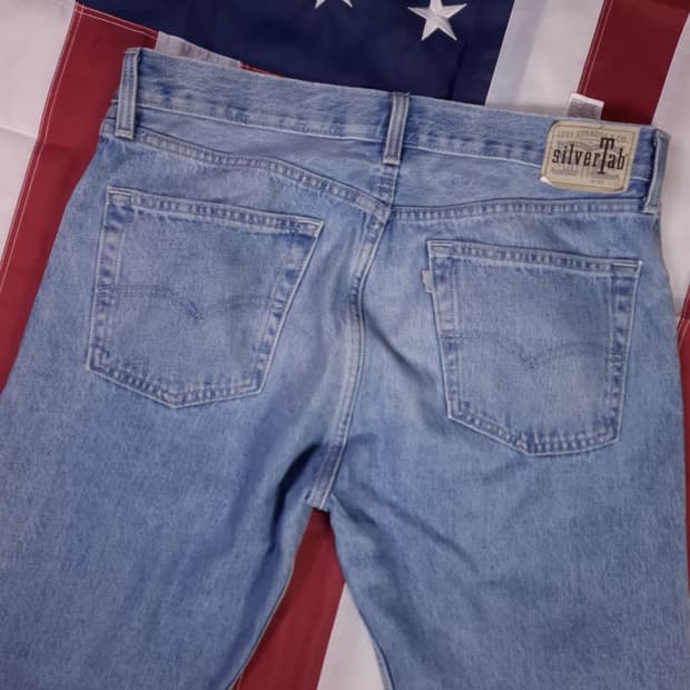 오리지날 리바이스 실버탭 루즈 스트레이트핏 워싱 데님진