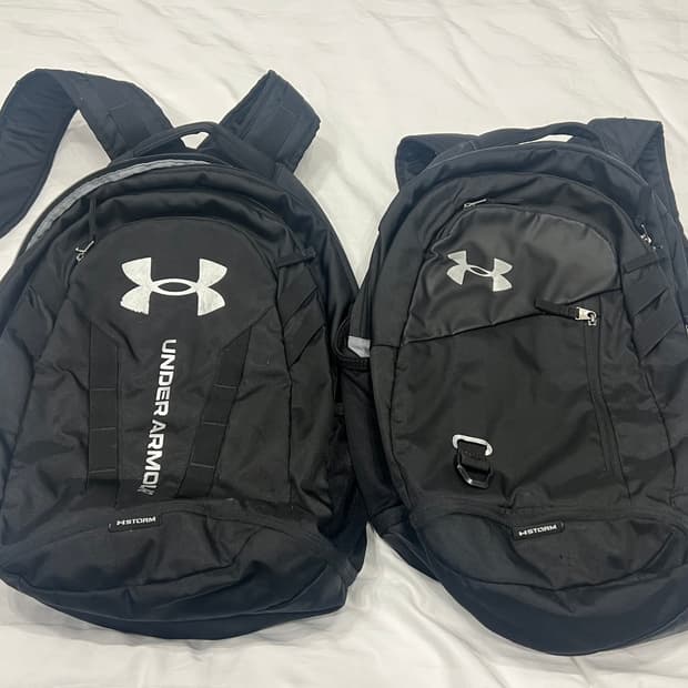 언더아머 백팩