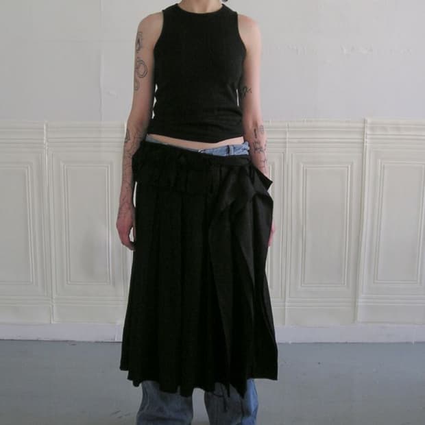 에옹쓰 Side Zipper Cotton Top Black