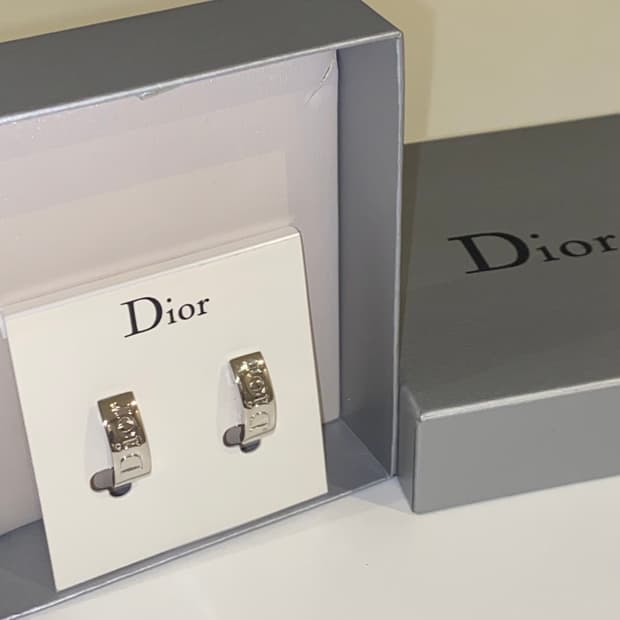 Dior 디올 클립 귀걸이 귀찌