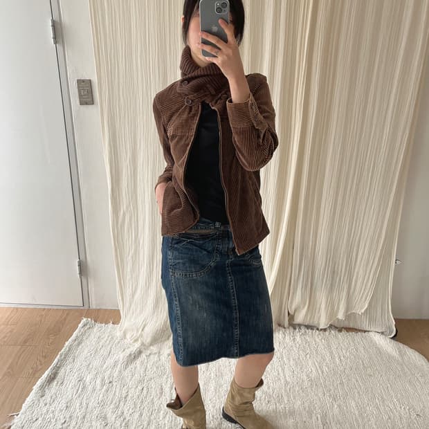 vintage midi denim skirt