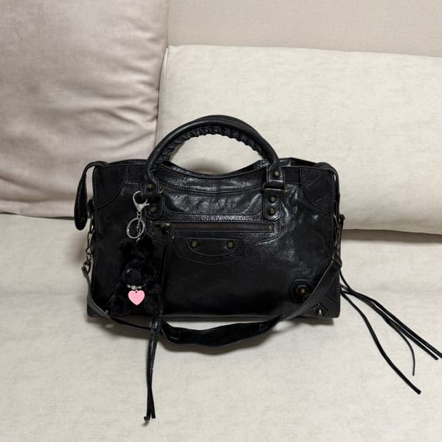 정품 발렌시아가 모터백 미듐 블랙