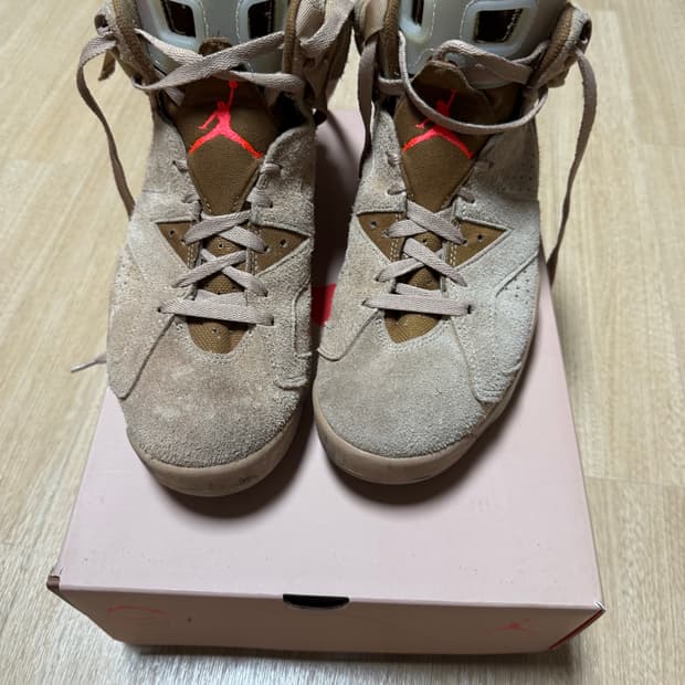 조던 6 x 트래비스 스캇 레트로 SP 브리티쉬 카키 280