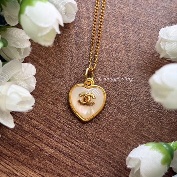 샤넬 펄 하트 로맨틱 골드 목걸이