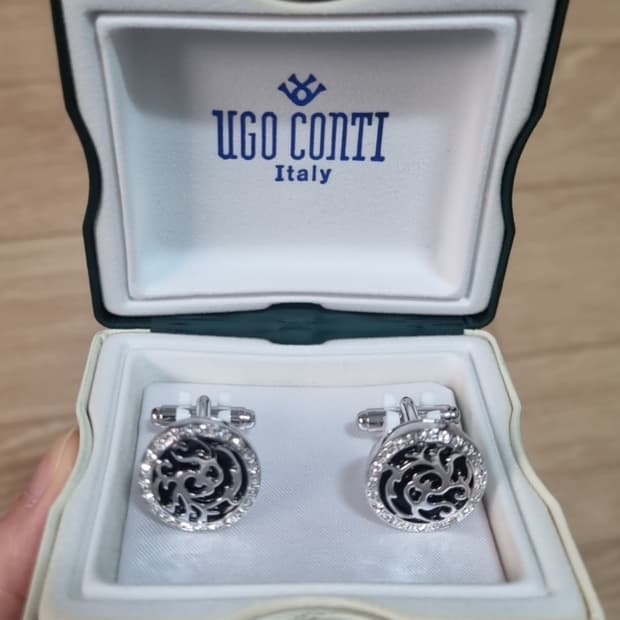 우고콘티 커프스링크 새상품