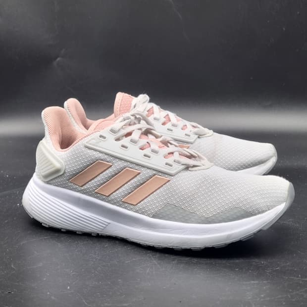 아디다스 듀라모9 여성런닝화 230