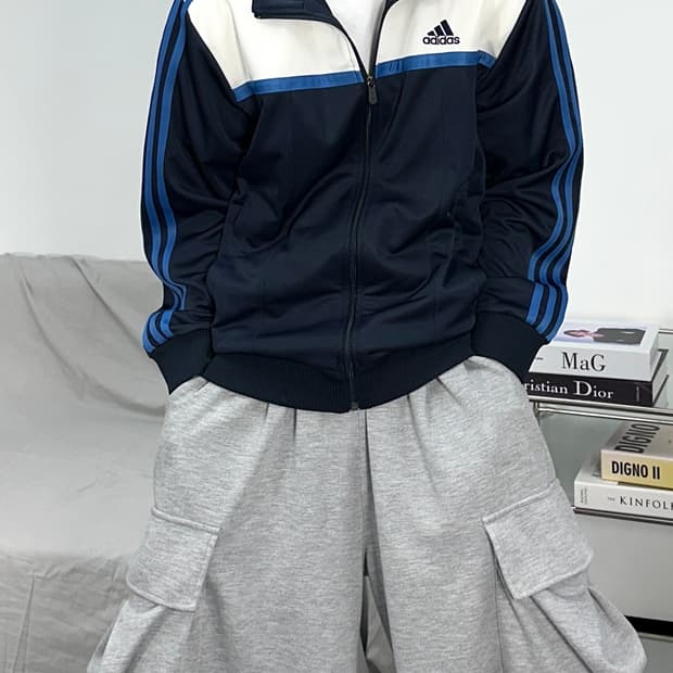 아디다스 올드스쿨 네이비 배색 트랙탑 져지 100