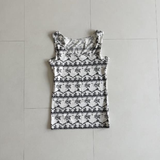 vintage lace print tank top
