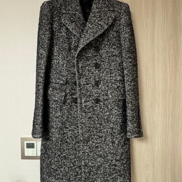 최고의 역작~!! 버버리 프로섬 헤링본 더블 코트 판매 합니다~!!