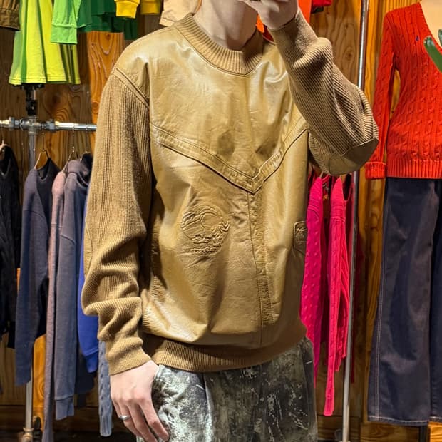 52 Jims Pia 카우레더 믹스 라운드넥 니트